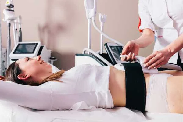 woman having body sculpting to help improve her body image and her mental health Loughborough